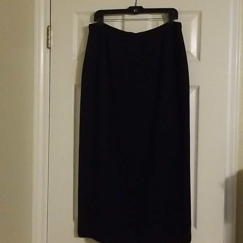 Casual Corner size 16 navy a-line long skirt